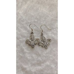 fleur de lis Earrings